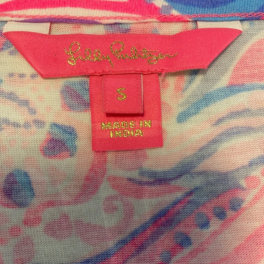 Lilly Pulitzer Pink & Blue Printed Split-Neck Tunic Top Size S NWOT Pima Cotton - Picture 4 of 8